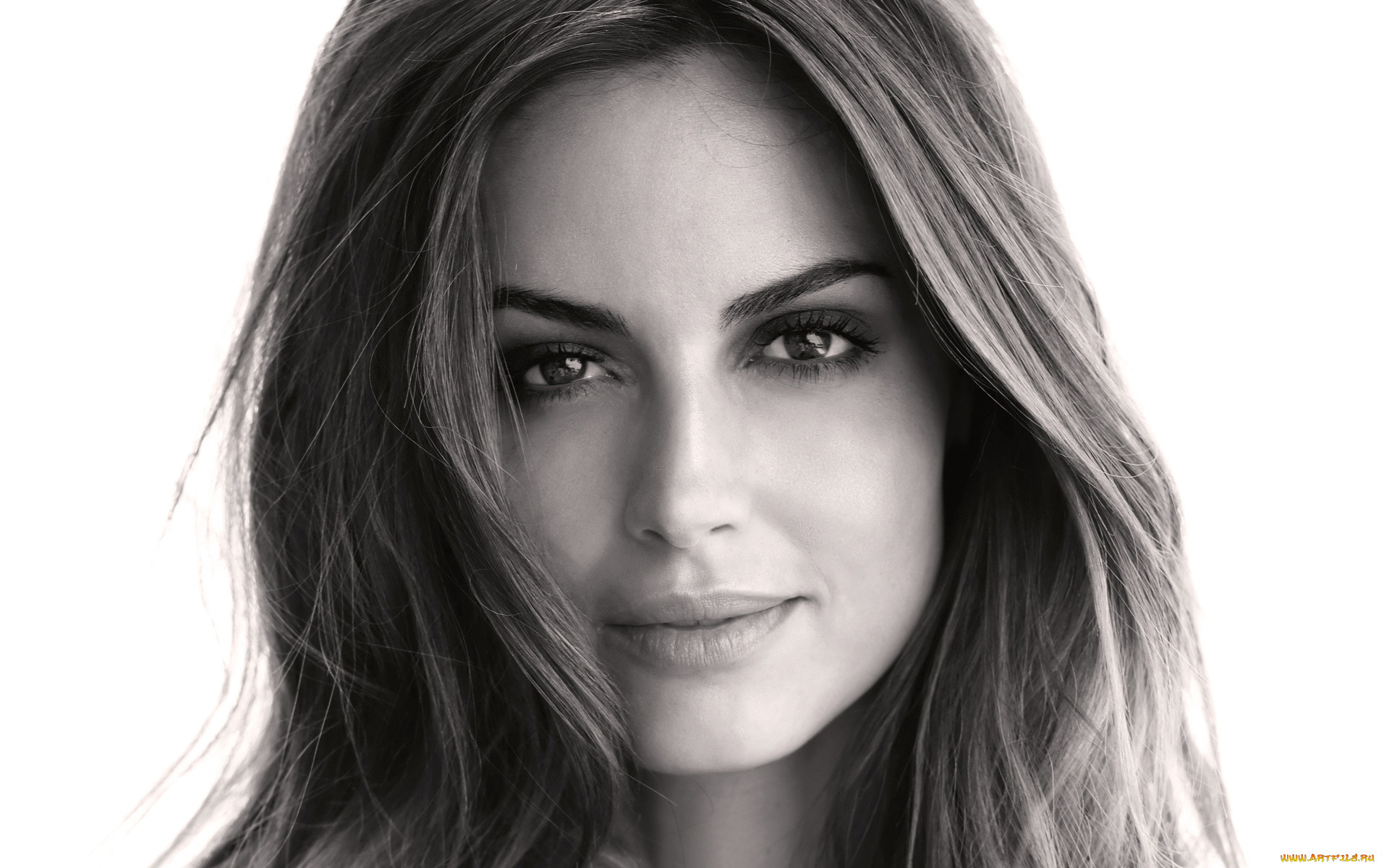 Ariadne Artiles, , , , -, 